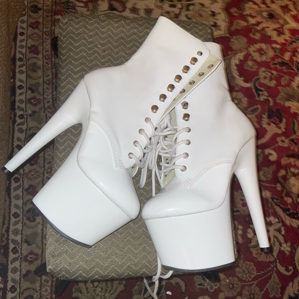✧NWOT:Pleaser Adore 1020 White Pvc/Vinyl/Latex/Patent Leather Platform Boots🔥
